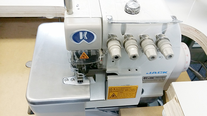 JACK JK-768 Four Thread Serger