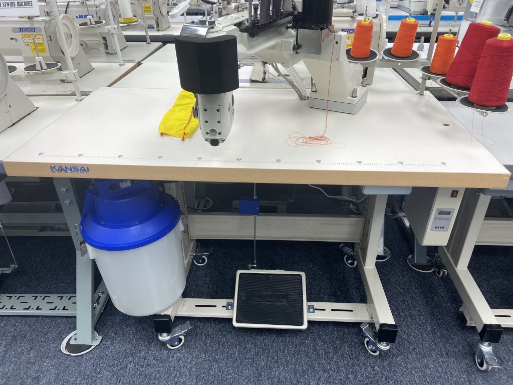 Máquina de coser flatseamer Kansai Special NFS6604GFMH-H-V-DRE-DD