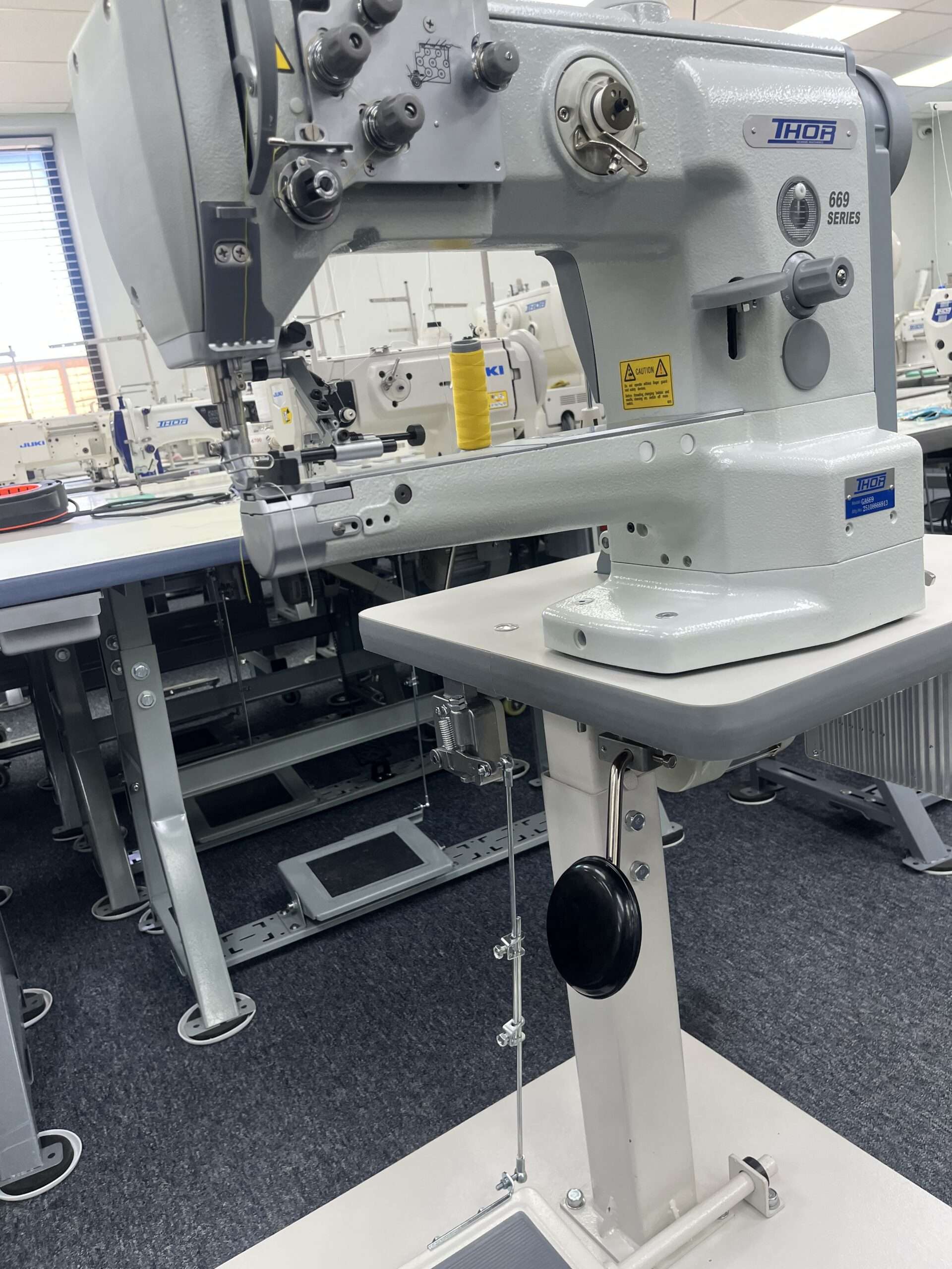 THOR GA669 Compound Feed Single Needle Walking Foot Sewing Machine. Call For Price at 214-749-7991. - Image 3